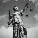 Justitia Göttin der Gerechtigkeit - www.gmbh.management